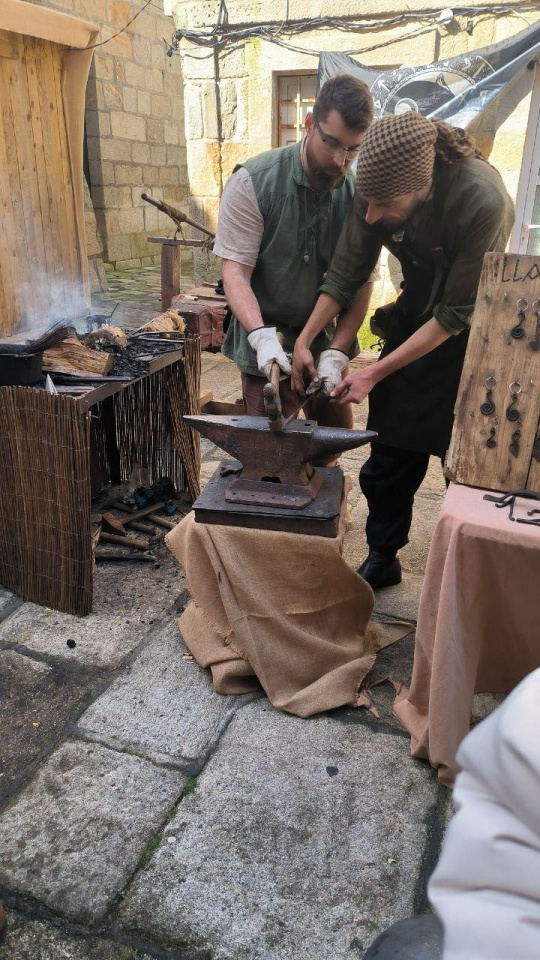 Artesanos en la Festa da Arribada