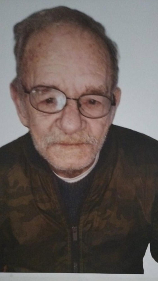 14/03/2026 Salvatierra de los Barros pide ayuda para encontrar a Francisco España García, desaparecido en la carretera que une esta localidad con Valle de Santa Ana..El Ayuntamiento de Salvatierra de los Barros ha emitido un aviso por la desaparición de un hombre, Francisco España García, residente en los pisos tutelados del Valle de Santa Ana.SOCIEDAD ESPAÑA EUROPA EXTREMADURA AUTONOMÍASAYUNTAMIENTO DE SALVATIERRA DE LOS BARROS