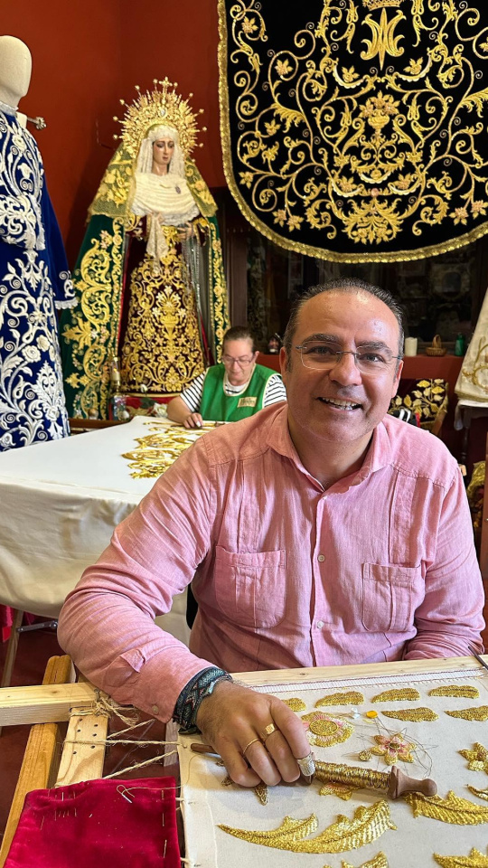 Francisco Perales en su taller