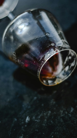 Adictos al alcohol. Pexels