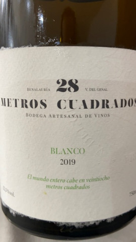 Vino Bodega 28 Metros Cuadrados