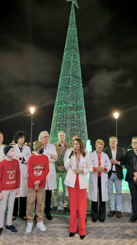 ENCENDIDO NAVIDAD HUT