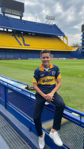 Ander Herrera, en su visita al estadio del Boca