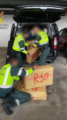 Interceptado en la A-92 un vehículo que transportaba 360 kilos de hachís