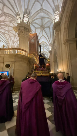 Vía Crucis en la catedral