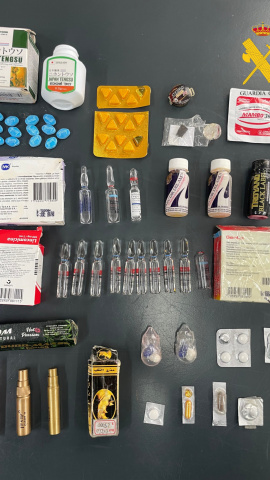 Parte de las sustancias intervenidas por la Guardia Civil