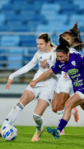 Linda Caicedo, jugadora del Real Madrid, marcó un golazo ante el Alhama ElPozo