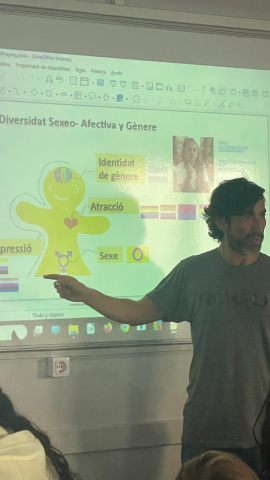 Rogelio Rubiño durant una formació