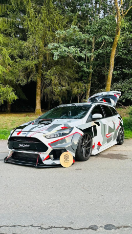 Ricardo y Liliana han ganado premios en diversos torneos de tuning