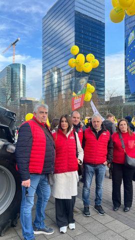 UAGN asiste a la manifestación del campo en Bruselas