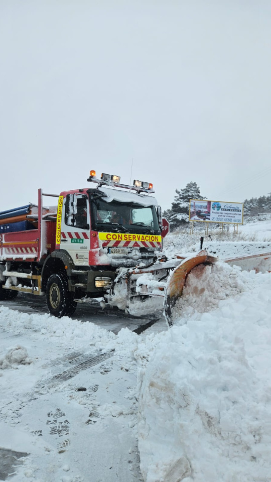 Nieve en las carreteras de Ávila