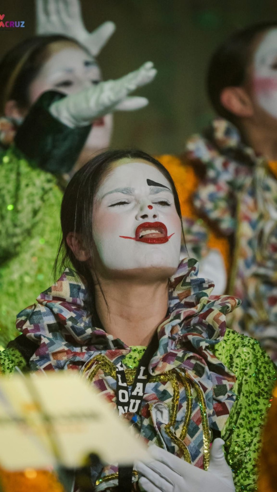 Burlonas, durante su actuación en la tercera fase de murgas adultas.
