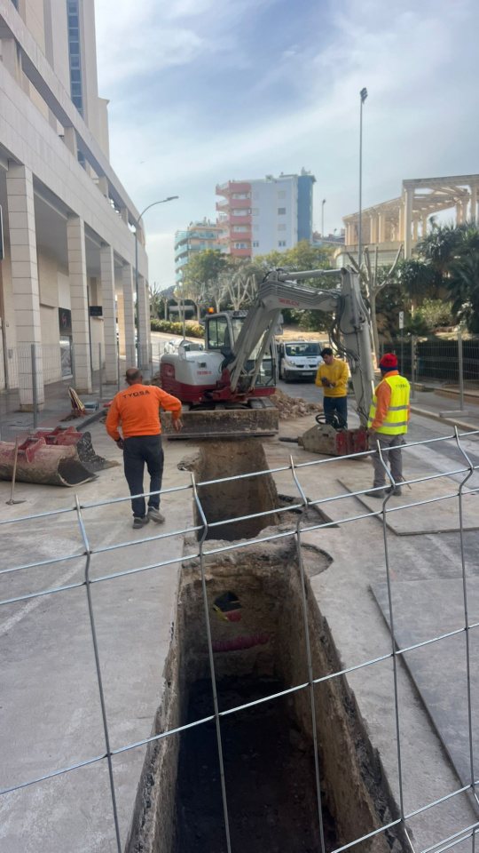 Calp inicia la obra clave que pone fin a las inundaciones y a la erosión del acantilado de Borumbot