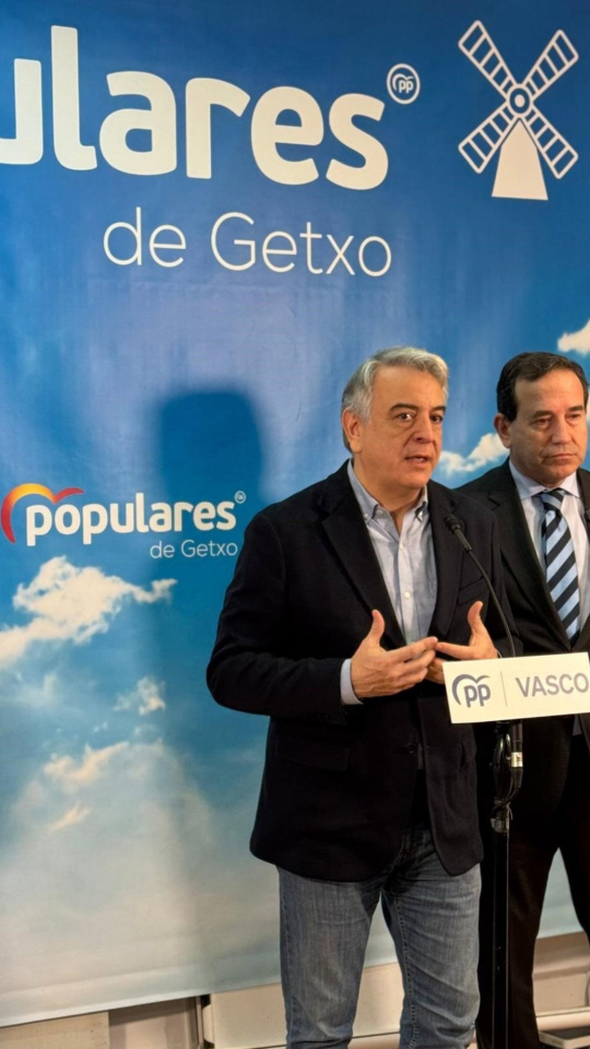 Javier de Andrés, presidente del PP vascoEl presidente del PP vasco, Javier De Andrés, ha instado al PNV a "tomar nota" de la reacción ciudadana ante su "gestión de batzoki" en el caso del derribo del palacete protegido Irurak Bat y ha advertido a los jeltzales que no pueden seguir actuando con la "desvergüenza y descaro que emplean ordinariamente".POLITICA ESPAÑA EUROPA PAÍS VASCOPP