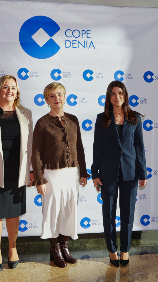 Desayuno informativo COPE Dénia Marina Alta con la Consellera de Innovación, Industria, Comercio y Turismo, Marian Cano