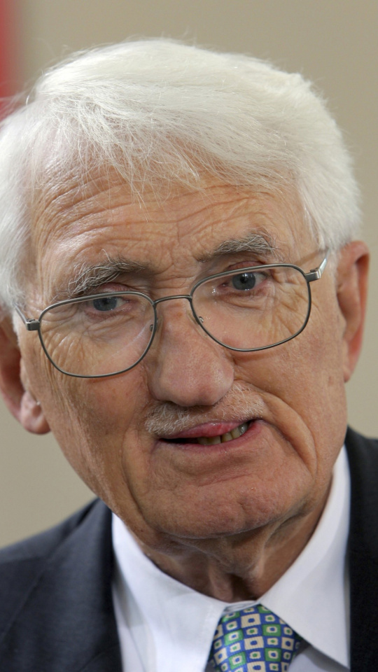 Archivo - El filósofo alemán Juergen Habermas