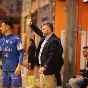 Ricardo Iñiguez, entrenador de Valdepeñas.