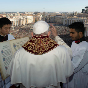 El Papa durante la bendición Urbi et Orbi de Navidad