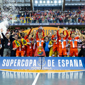 Jimbee Cartagena levanta la segunda Supercopa de España de su historia