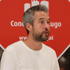 Rubén Arroxo informó en rueda de prensa de la aprobación de la ordenanza que regulará el uso del cementerio de mascotas