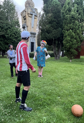 Pichichi, uno de los personajes que "cobran vida" en el cementerio de Bilbao