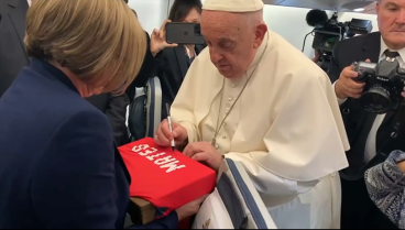 Papa Francisco y Eva Fernández