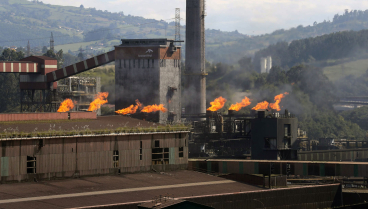 Vista de la zona donde se produjo la explosión en la factoría de ArcelorMittal en Gijón