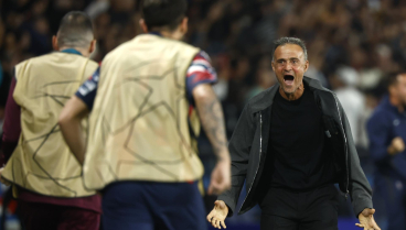 Paris (France), 18/09/2024.- Head coach Luis Enrique of PSG celebrates the 1-0 goal during the UEFA Champions League soccer match between Paris Saint-Germain and Girona FC in Paris, France, 18 September 2024. (Liga de Campeones, Francia) EFE/EPA/YOAN VALAT