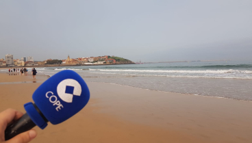 COPE, en la playa de San Lorenzo de Gijón