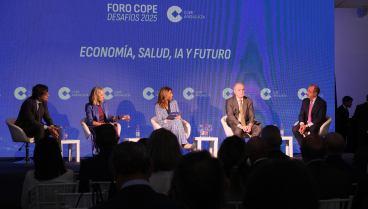 MESA REDONDA “Economía, salud, IA y futuro”