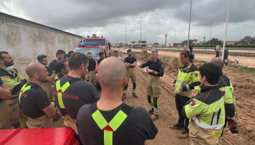 Bomberos de la DPT en Catarroja