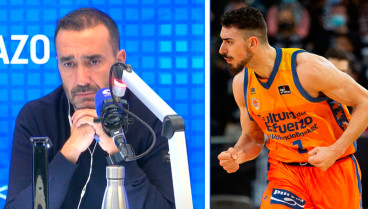 Juanma Castaño y Josep Puerto, jugador del Valencia Basket