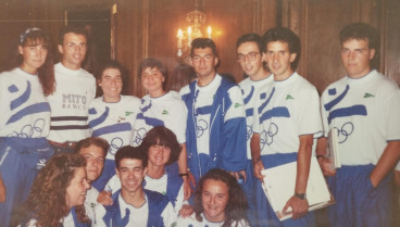 Deportistas y voluntarios avilesinos que participaron en Barcelona 92