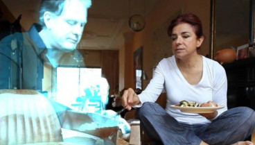 Alicia Framis, la primera mujer en casarse con un holograma