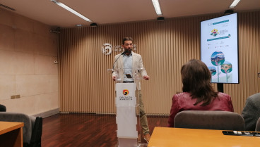 El alcalde de Ainsa, Enrique Pueyo, en la presentación de la asamblea