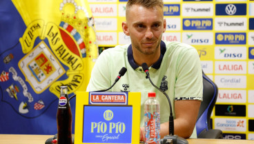 Jasper Cillessen en rueda de Prensa