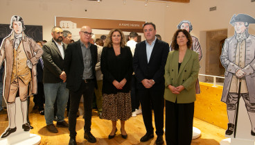 Participantes en la inauguración del Molino de Xuvia este jueves