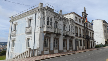 Foto de archivo de la fachada del Ayuntamiento de Mugardos