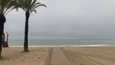 Imagen de archivo de la playa de San Juan en un día nublado