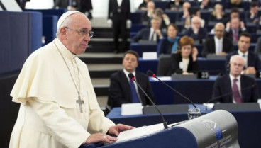 El Papa pide una política al servicio del bien común