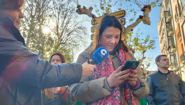 Le toca el Gordo de la Lotería de Navidad y esta es su reacción en directo al descubrir el dinero que va a cobrar: "¡Madre mía!"