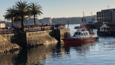 Es común que los Reyes lleguen a Ferrol por mar y atraquen en el puerto de Curuxeiras