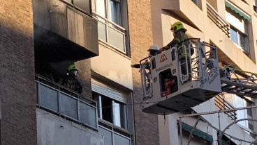 El fuego ha afectado a una habitación y a la terraza de la vivienda