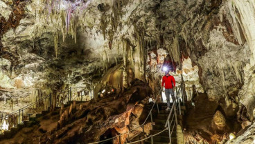 FOTO: Cuevas del Águila