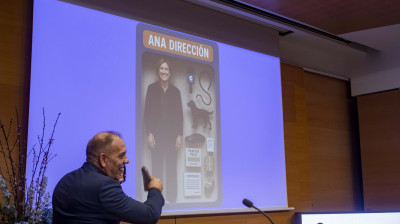 El equipo de COPE Vitoria convertido en muñecos de acción coleccionables con la IA