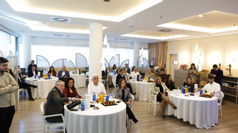 Desayuno informativo COPE Dénia Marina Alta con la Consellera de Innovación, Industria, Comercio y Turismo, Marian Cano