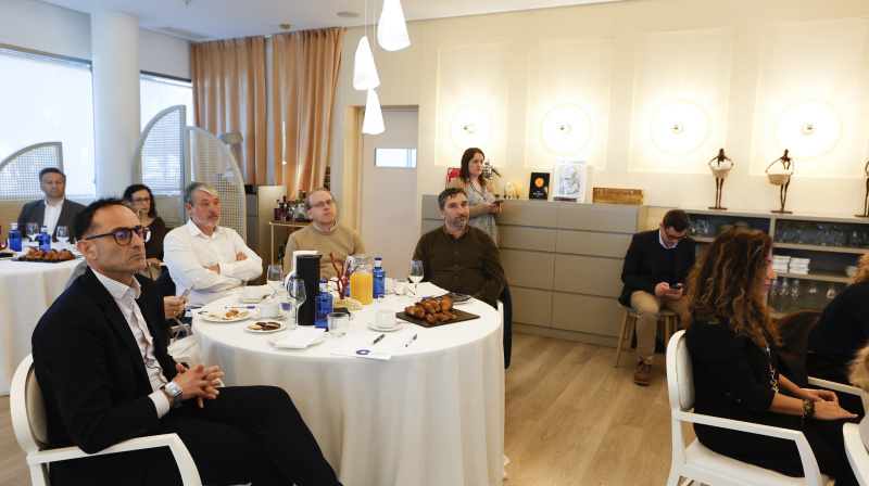 Desayuno informativo COPE Dénia Marina Alta con la Consellera de Innovación, Industria, Comercio y Turismo, Marian Cano