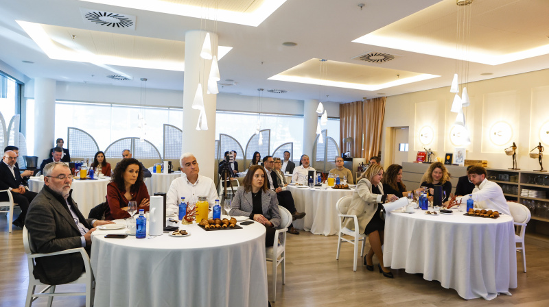 Desayuno informativo COPE Dénia Marina Alta con la Consellera de Innovación, Industria, Comercio y Turismo, Marian Cano