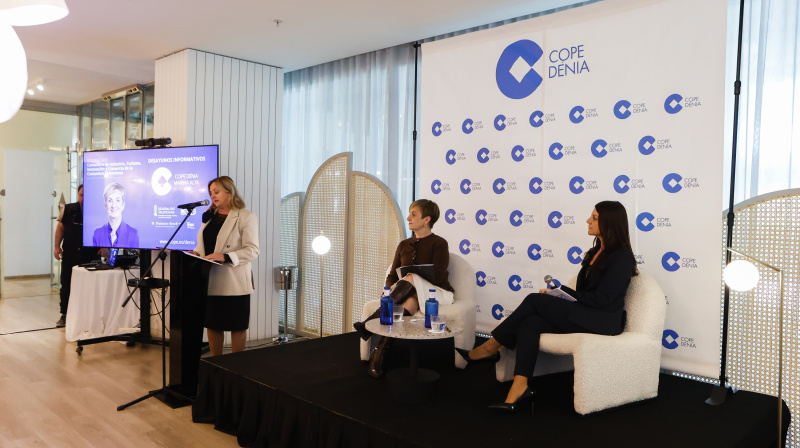 Desayuno informativo COPE Dénia Marina Alta con la Consellera de Innovación, Industria, Comercio y Turismo, Marian Cano