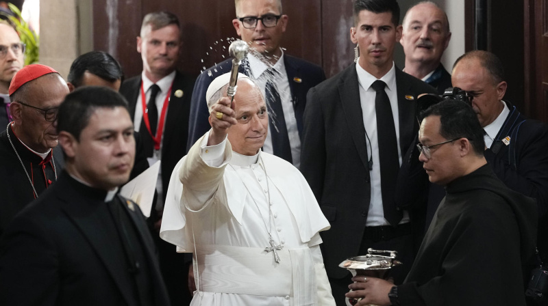 Las mejores imágenes de la visita del Papa León XIV a España: así han ...